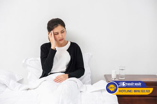 Một trong những nguyên nhân gây ra chứng đau đỉnh đầu là do thiếu ngủ