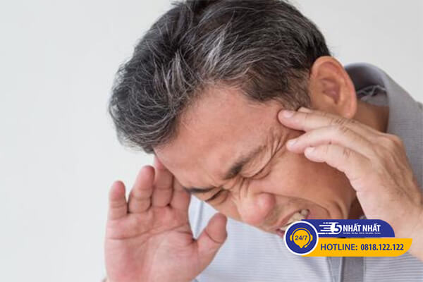 Đột quỵ là gì? Làm sao để phân biệt đau nhức đầu với đột quỵ?