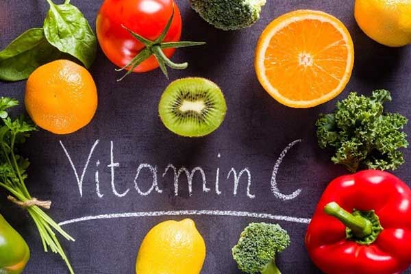 Thực phẩm giàu Vitamin C tăng cường hệ miễn dịch hỗ trợ điều trị viêm mũi