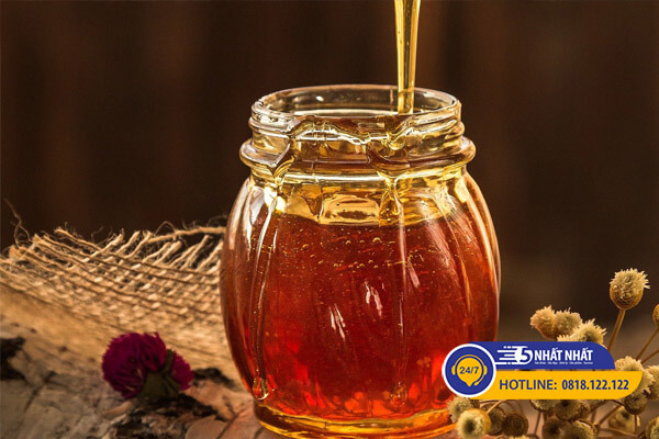uống mật ong giúp gan giải độc rượu