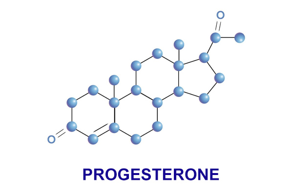 Progesterone giữ nhiều vai trò quan trọng như điều hòa kinh nguyệt, chuẩn bị cho giai đoạn mang thai...